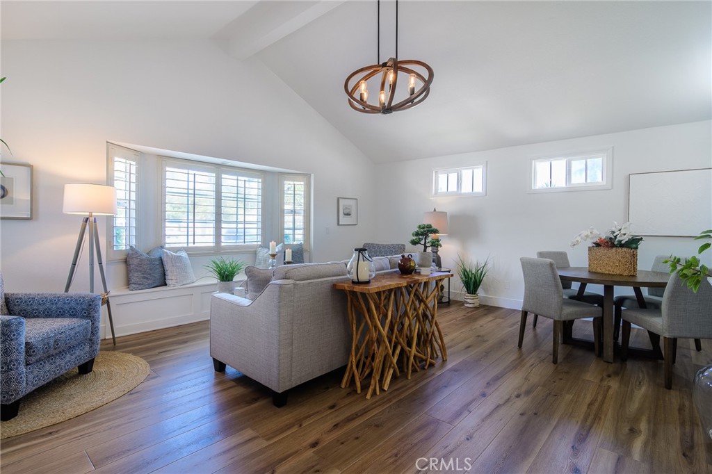 17692 Collins Circle