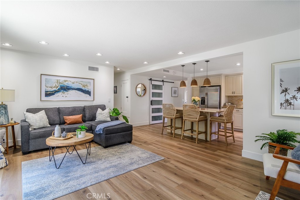 17692 Collins Circle