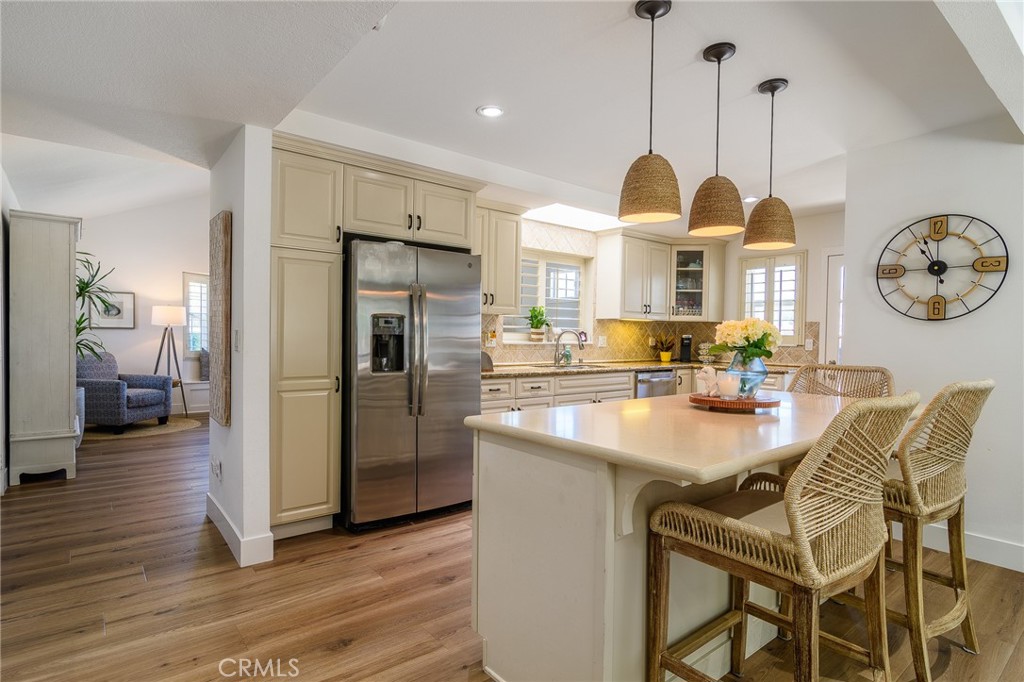 17692 Collins Circle