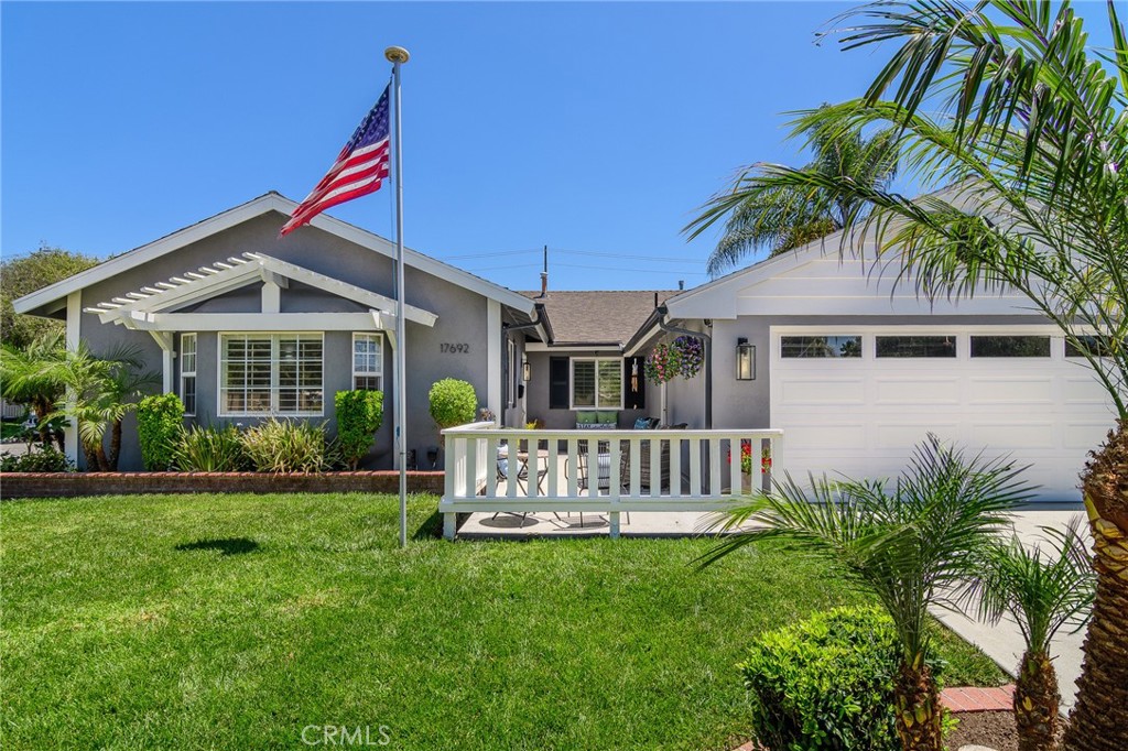 17692 Collins Circle