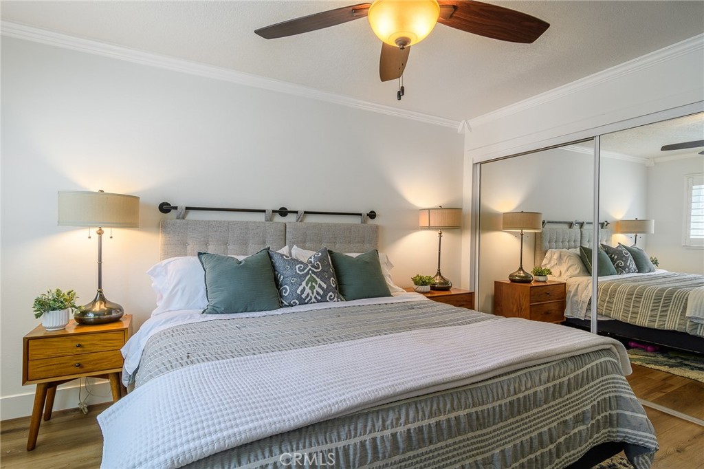 17692 Collins Circle