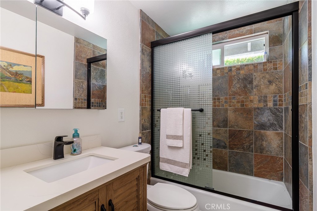 17692 Collins Circle