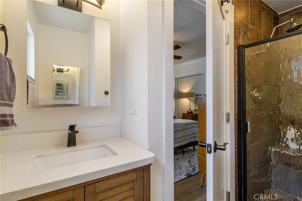 17692 Collins Circle