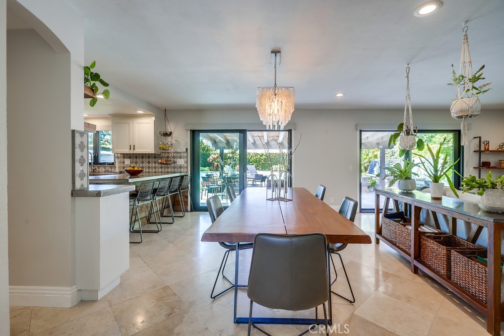 18359 Tamarind Street