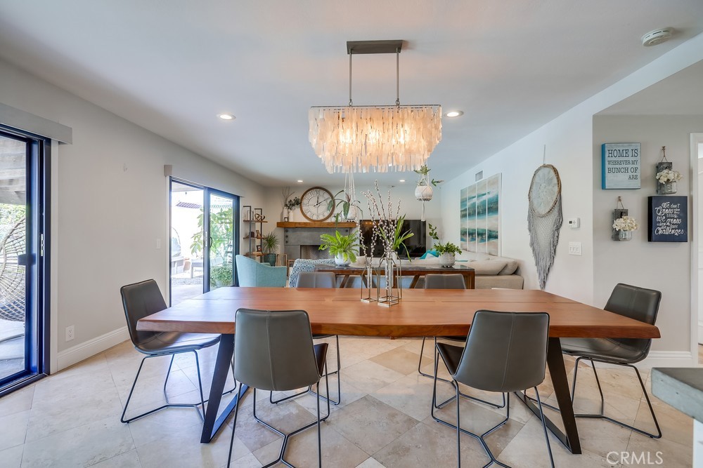 18359 Tamarind Street