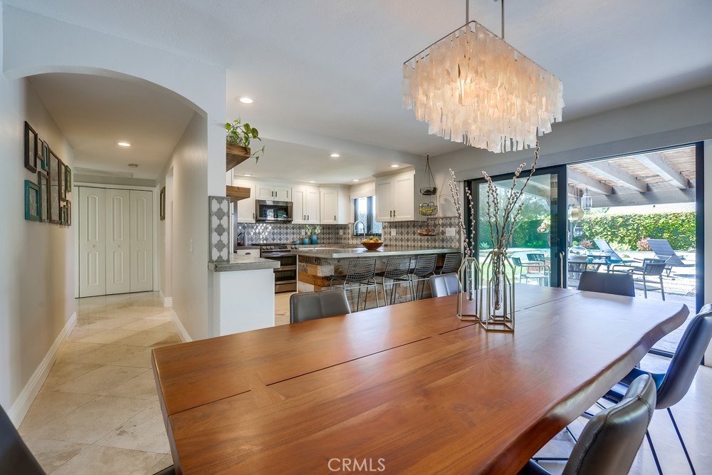 18359 Tamarind Street