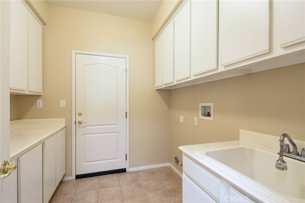 24182 Via Llano