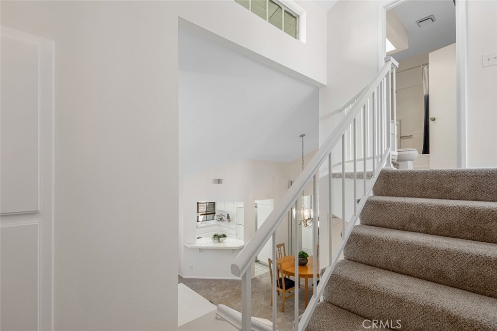 527 N Dartmouth Way 40