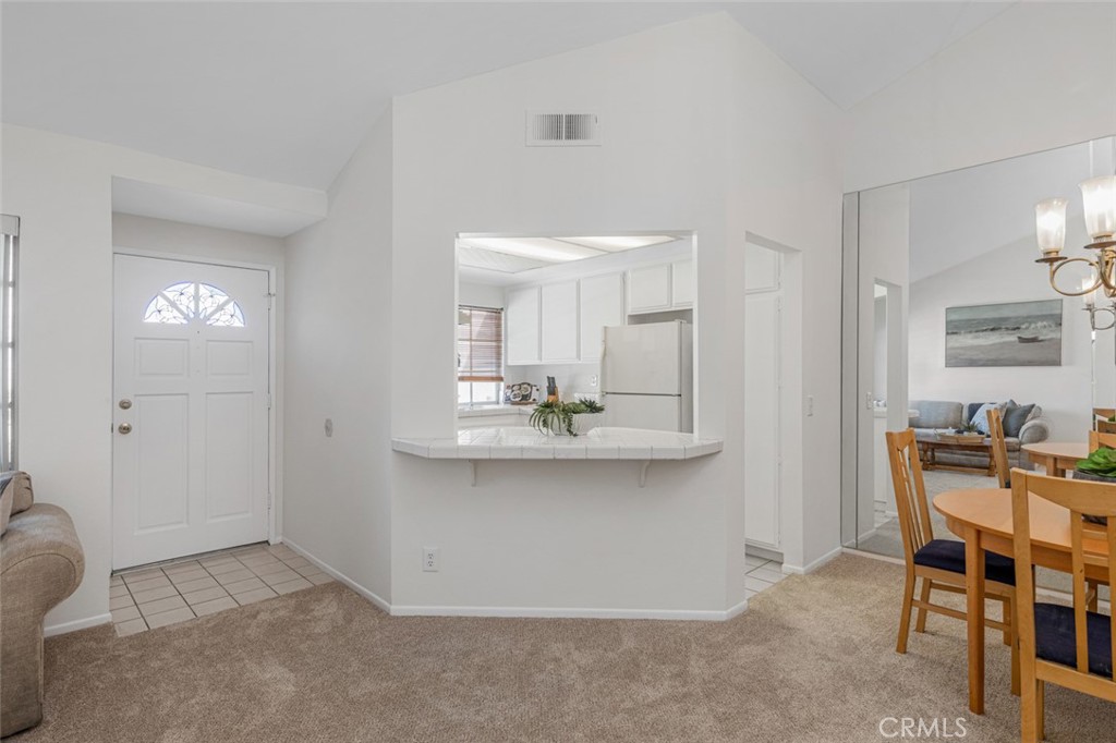 527 N Dartmouth Way 40