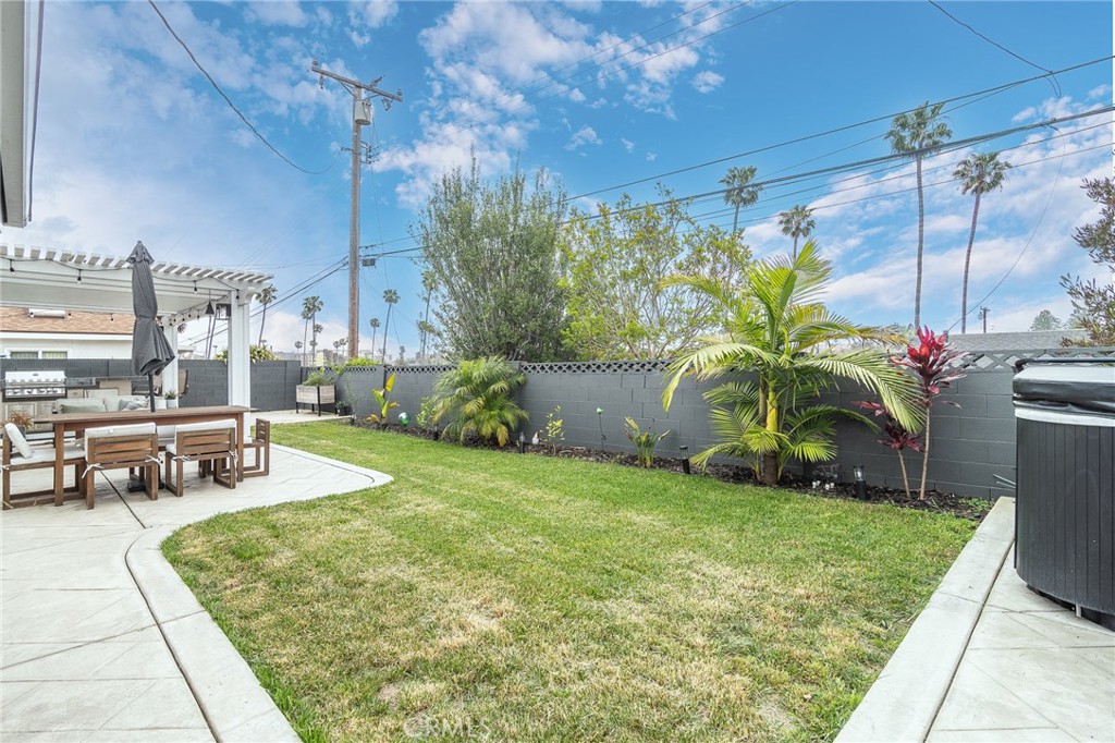 7662 Quebec Drive