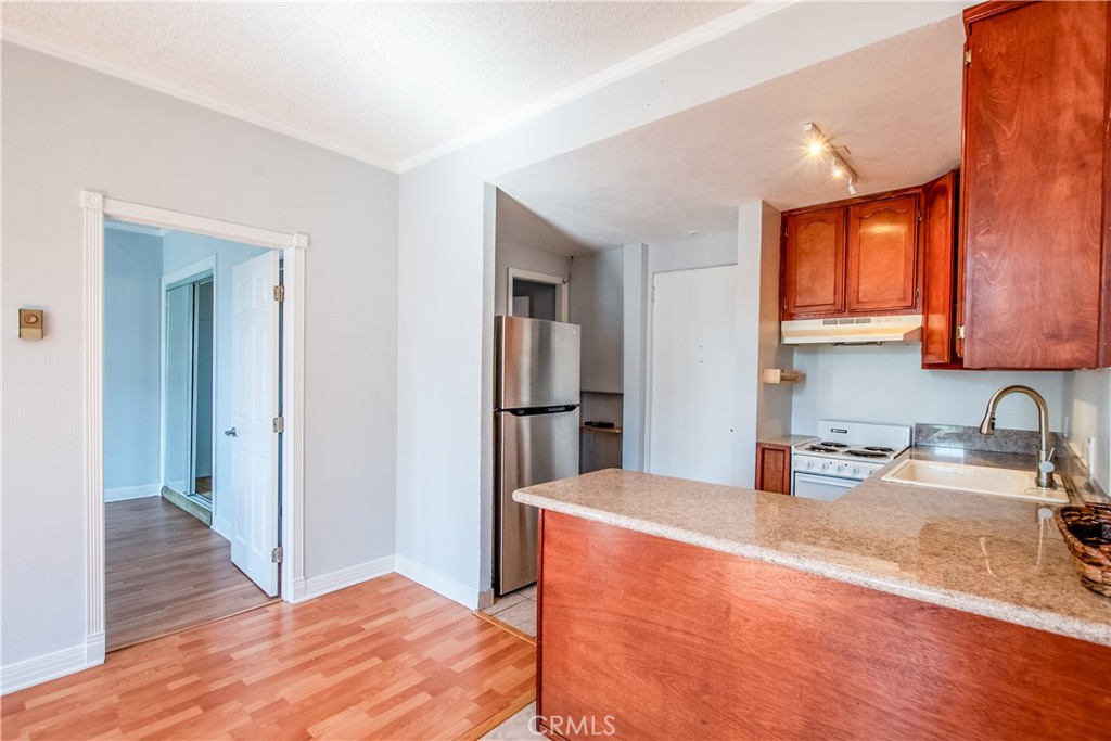 140 Linden Avenue 306