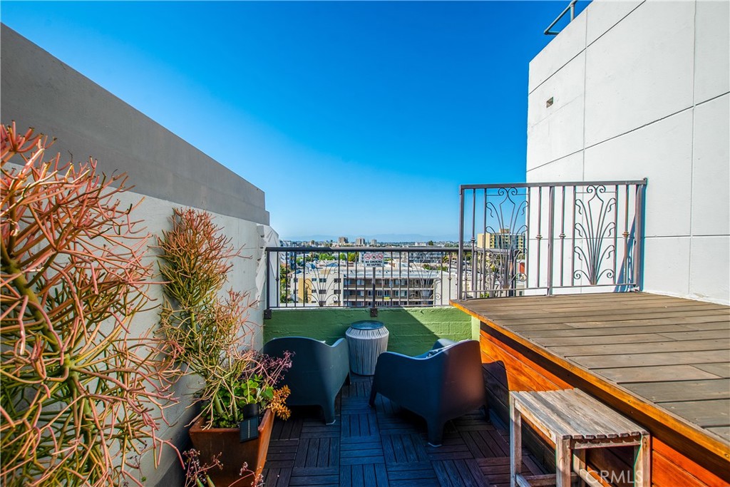 140 Linden Avenue 306