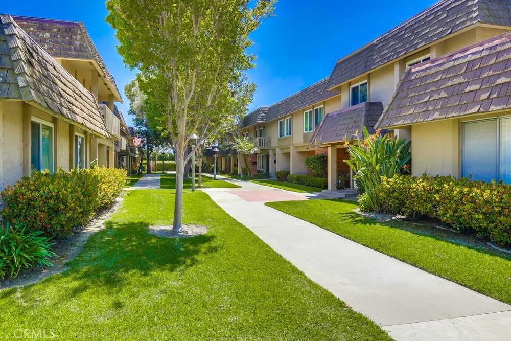 18250 Cabrillo Court