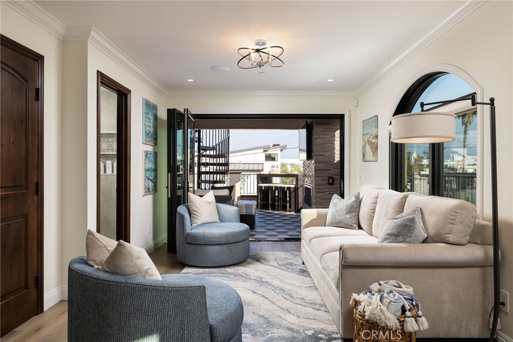 302 3rd Street