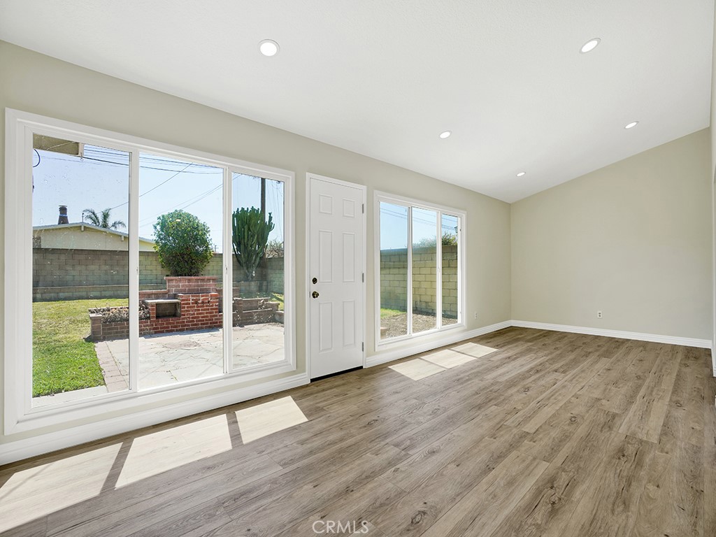 13582 Yosemite Drive