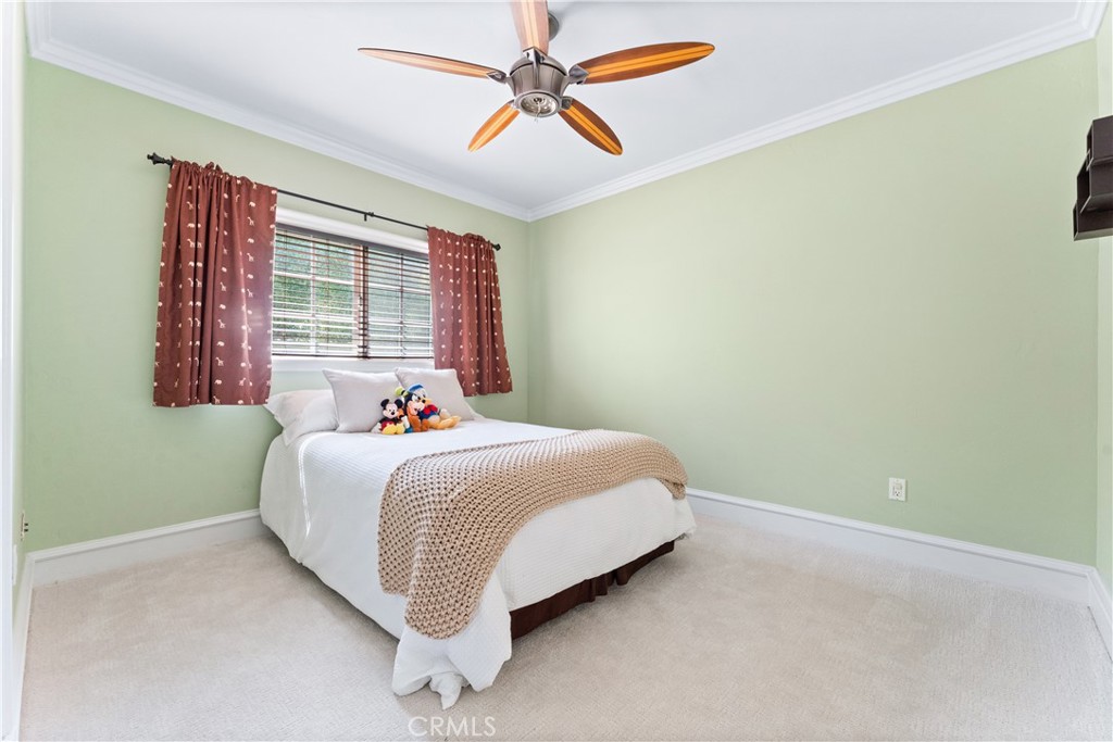 22052 Susan Lane