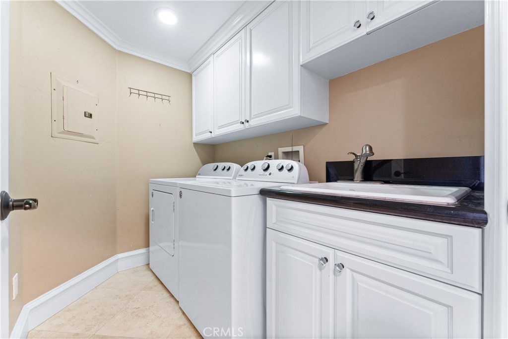 22052 Susan Lane