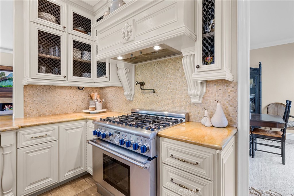 6531 Morningside Drive