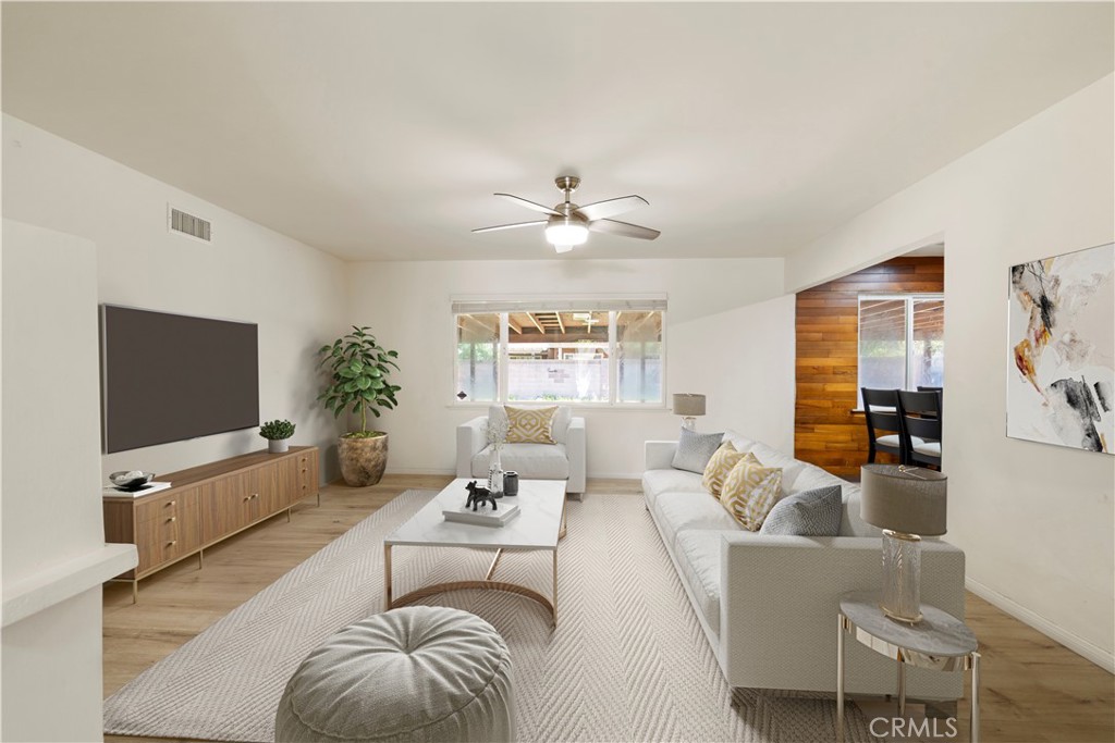 104 W Bluebell Avenue