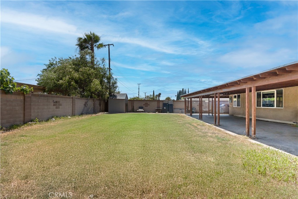 104 W Bluebell Avenue