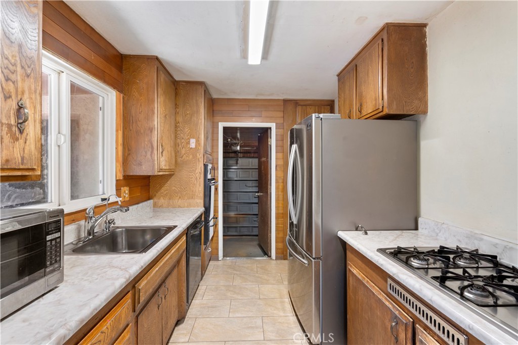 104 W Bluebell Avenue