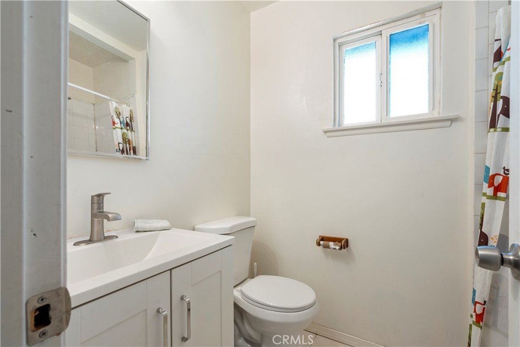 104 W Bluebell Avenue