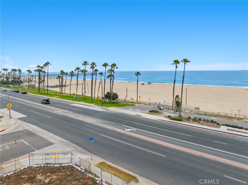 1102 Pacific Coast Hwy Lot #4
