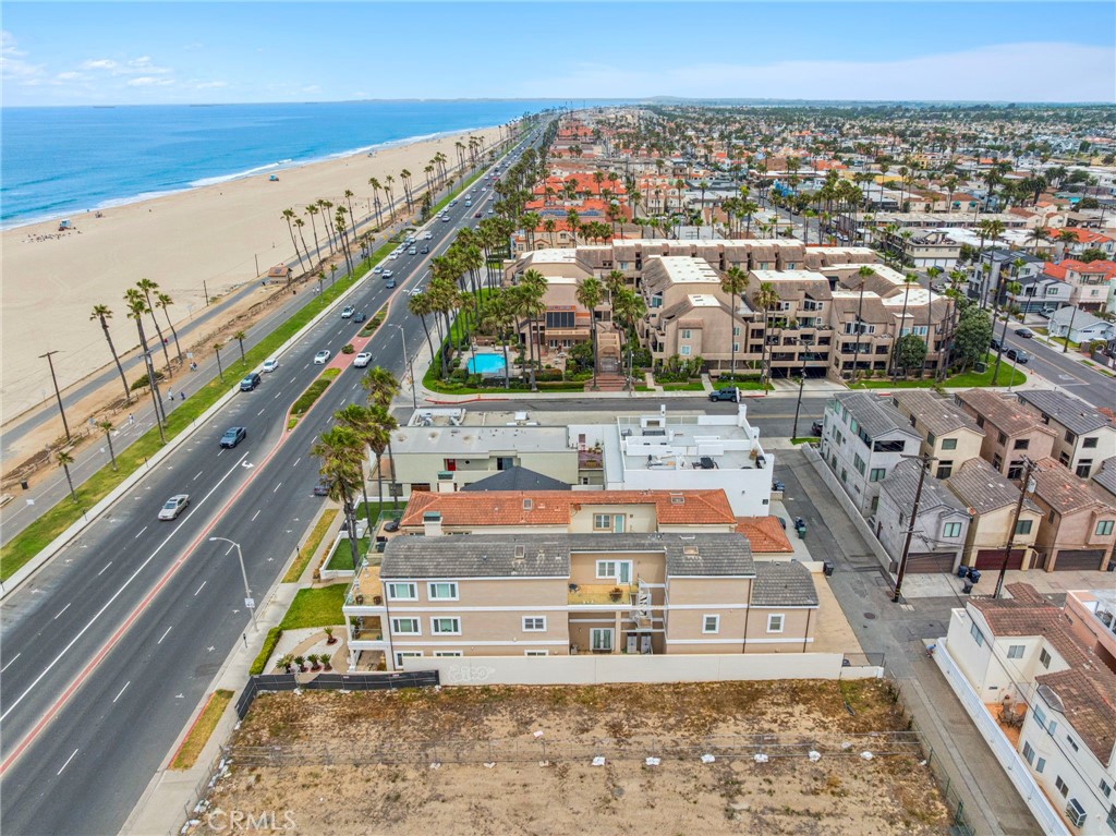 1102 Pacific Coast Hwy Lot #4