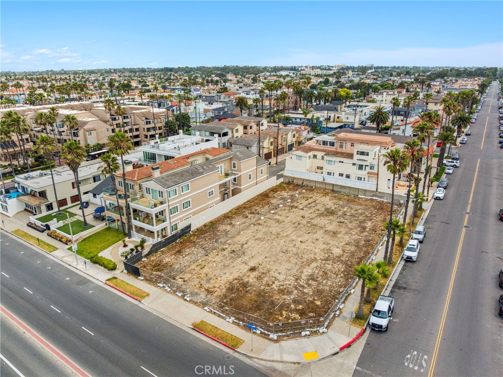 1102 Pacific Coast Hwy Lot #4
