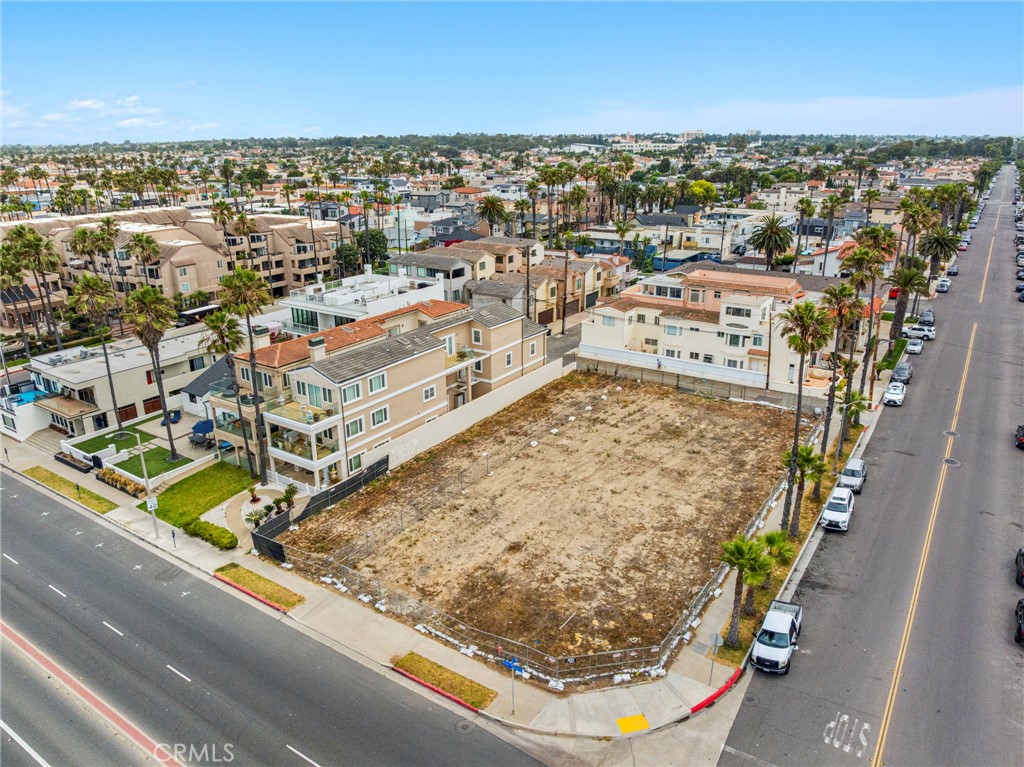 1102 Pacific Coast Hwy Lot #4