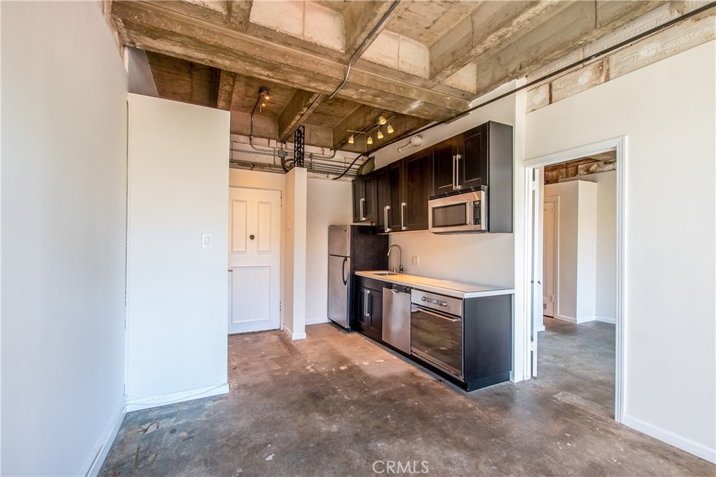 140 Linden Avenue 312