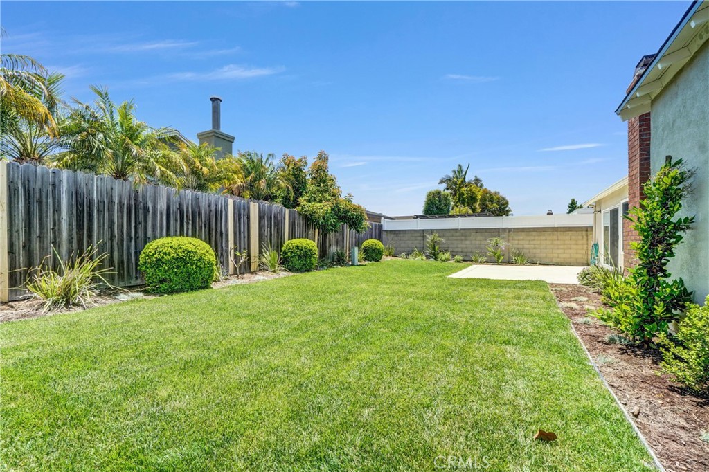 17232 Golden View Lane