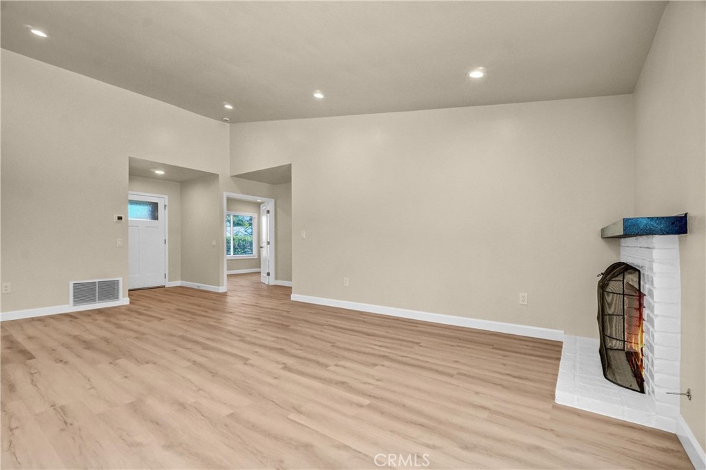 17232 Golden View Lane
