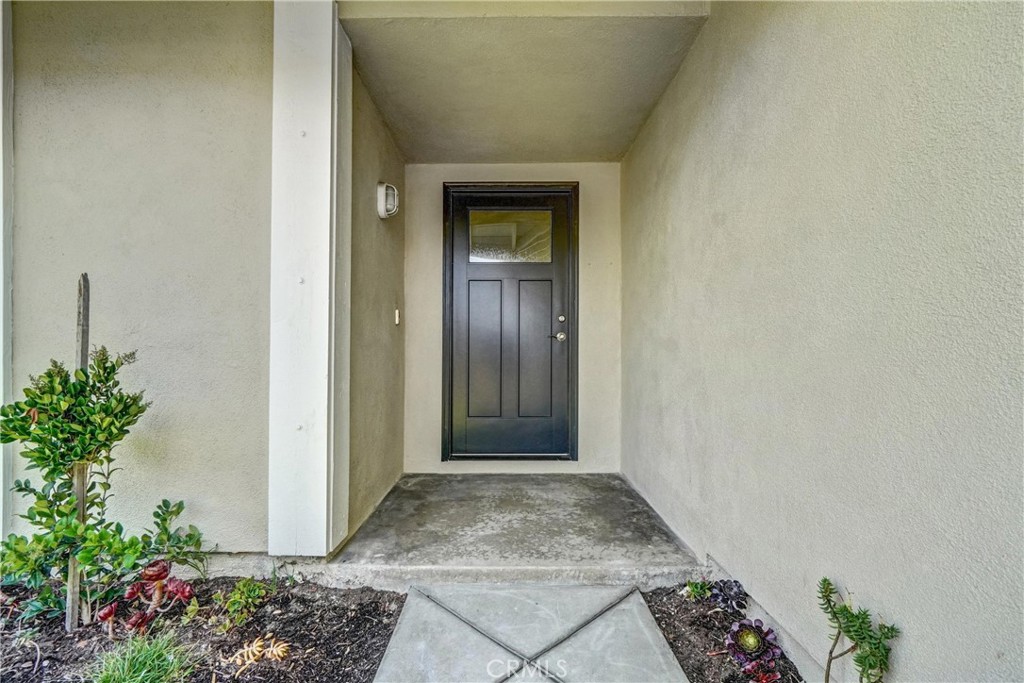 17232 Golden View Lane