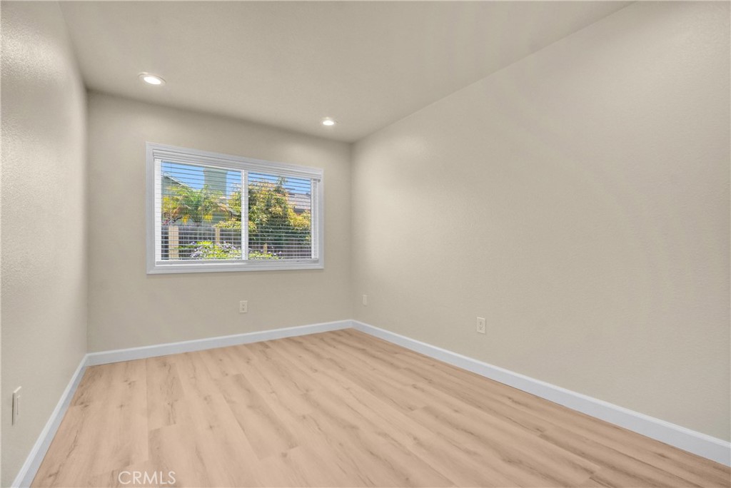 17232 Golden View Lane