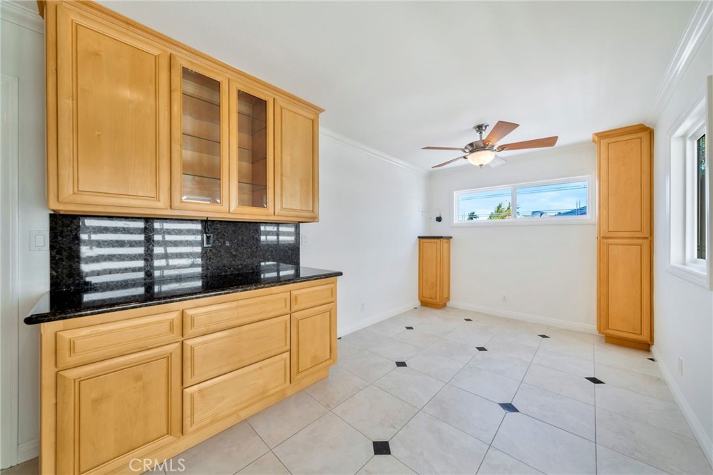 365 Clipper Way