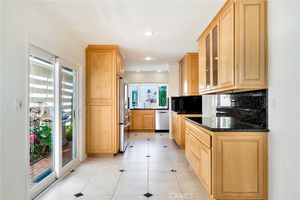 365 Clipper Way