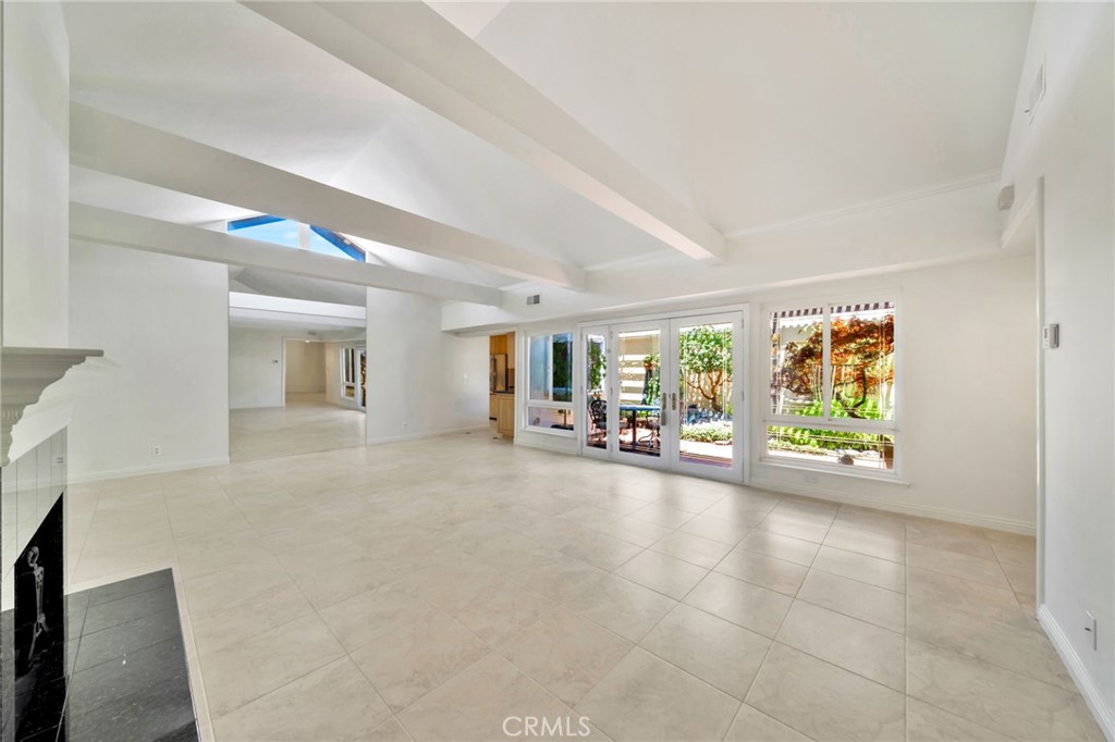365 Clipper Way