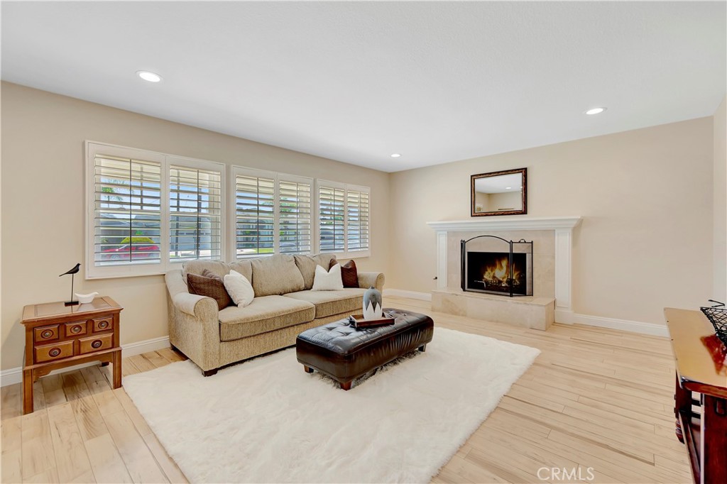 17751 Prescott