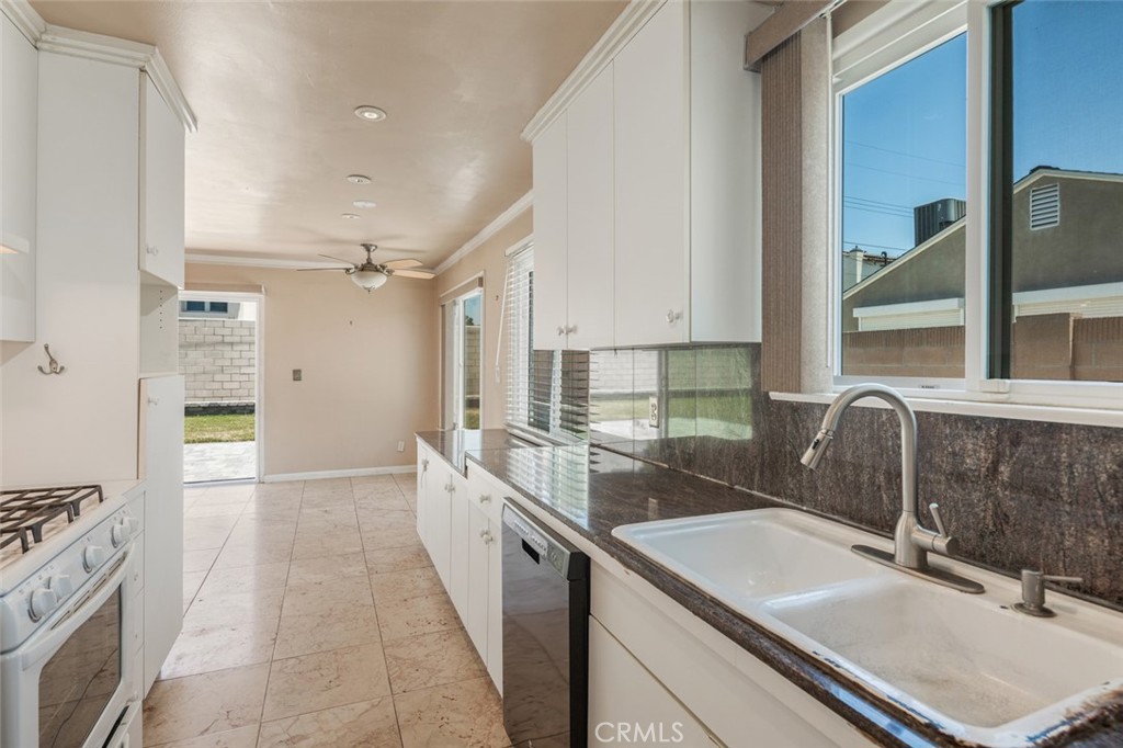 7425 Fillmore Drive