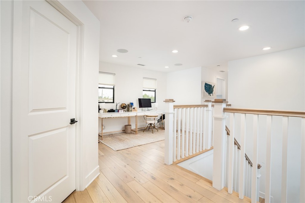 2077 Tablelands Way