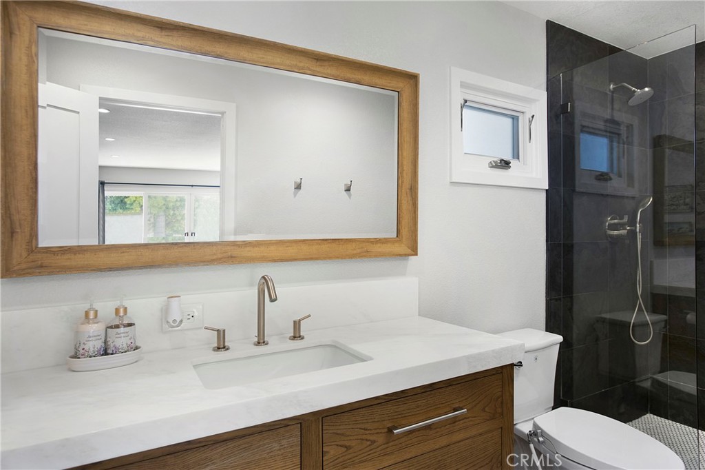 22102 Wood Island Lane