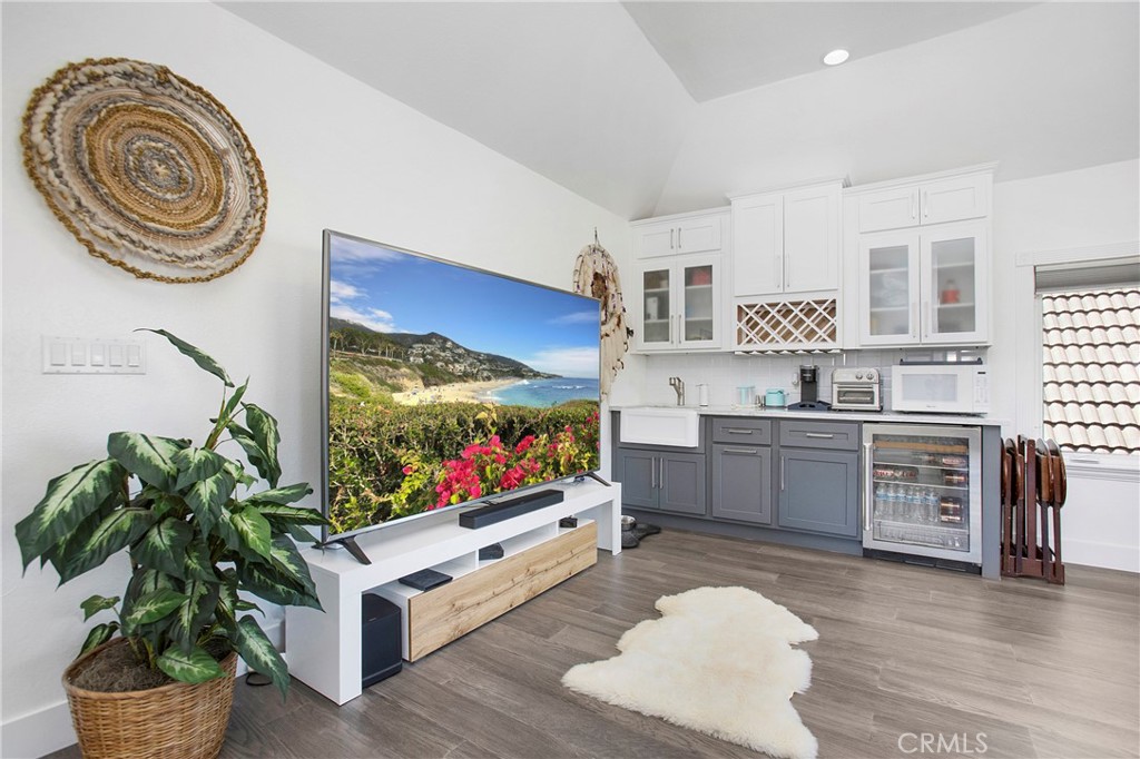 22102 Wood Island Lane