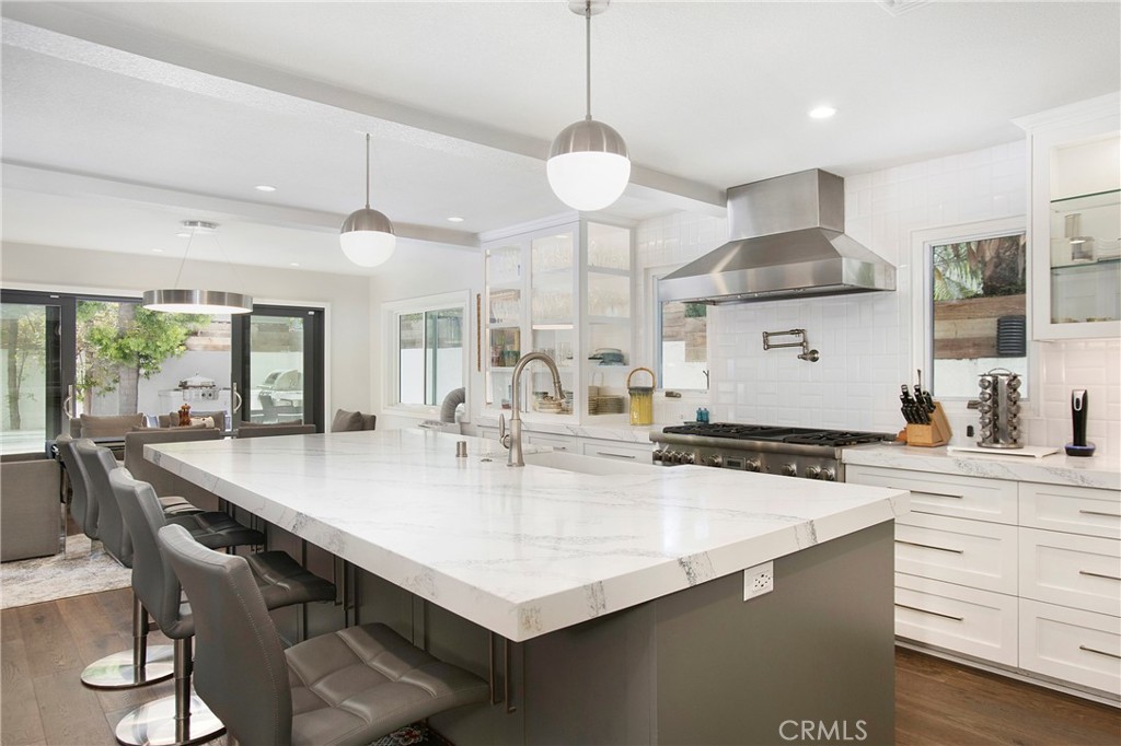 22102 Wood Island Lane