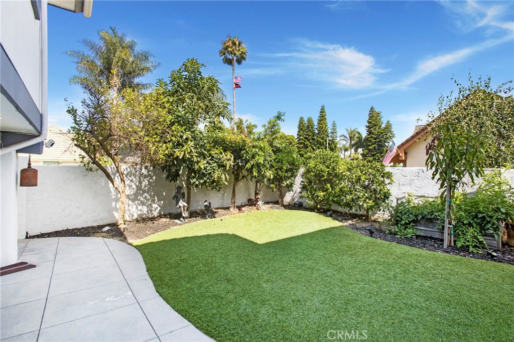 22102 Wood Island Lane