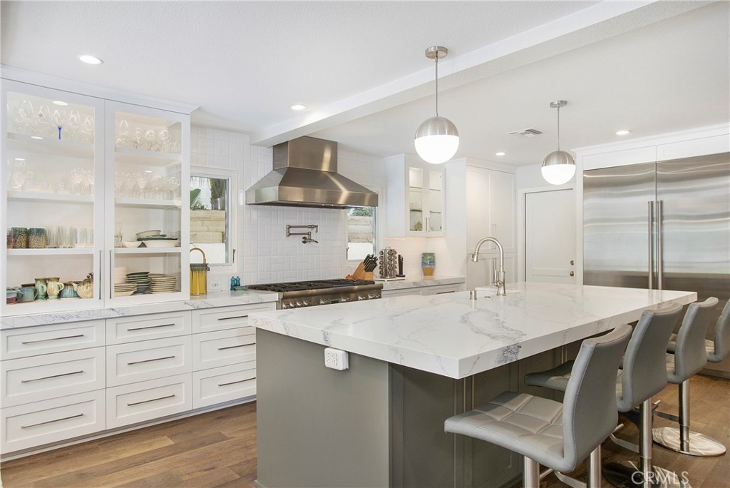 22102 Wood Island Lane