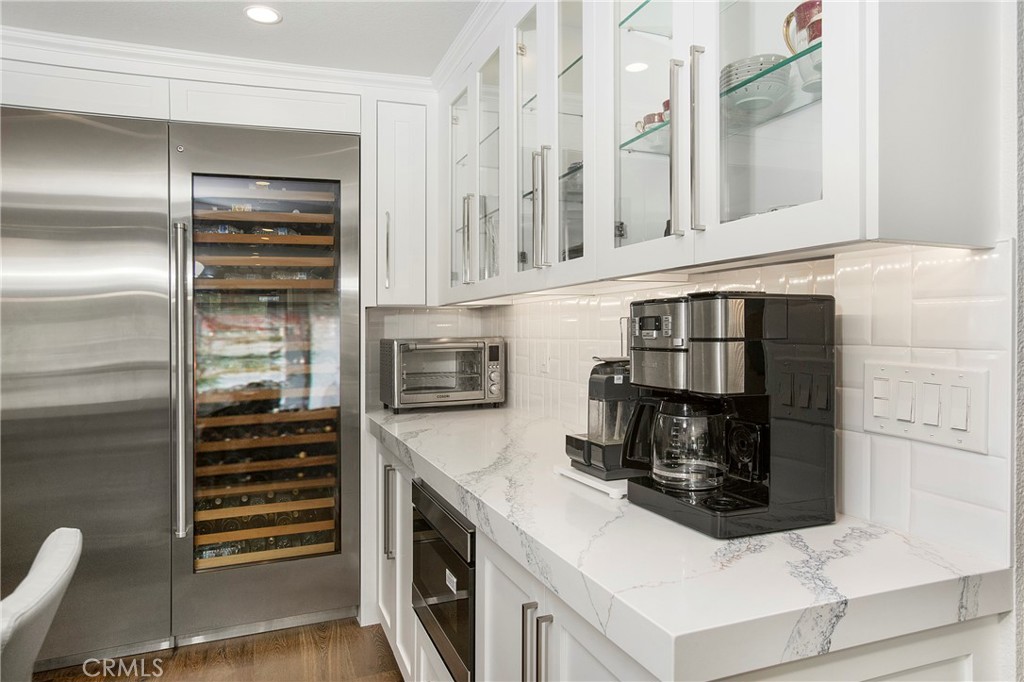 22102 Wood Island Lane