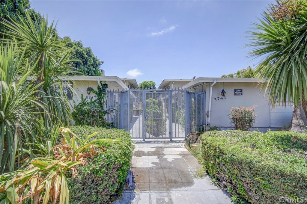 3741 -3745 Jasmine Avenue