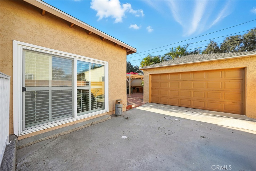 6233 Freckles Road