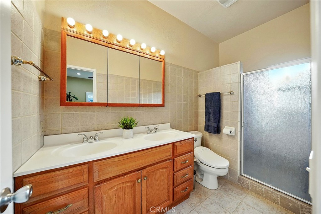 6233 Freckles Road